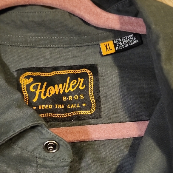 Howler Brothers Charcoal and Gold Casual Shirt - XL - Picture 2 of 6